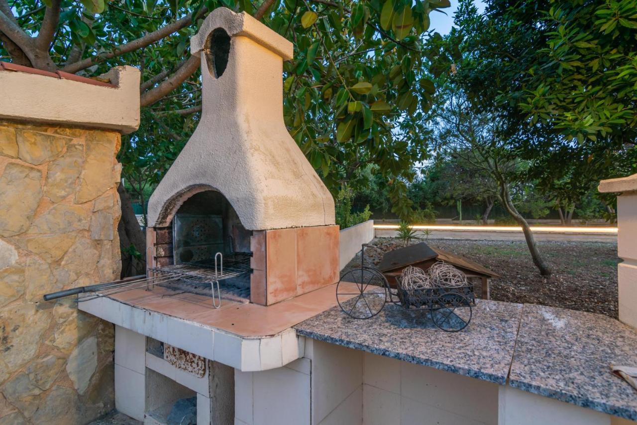 Villa Arhu *